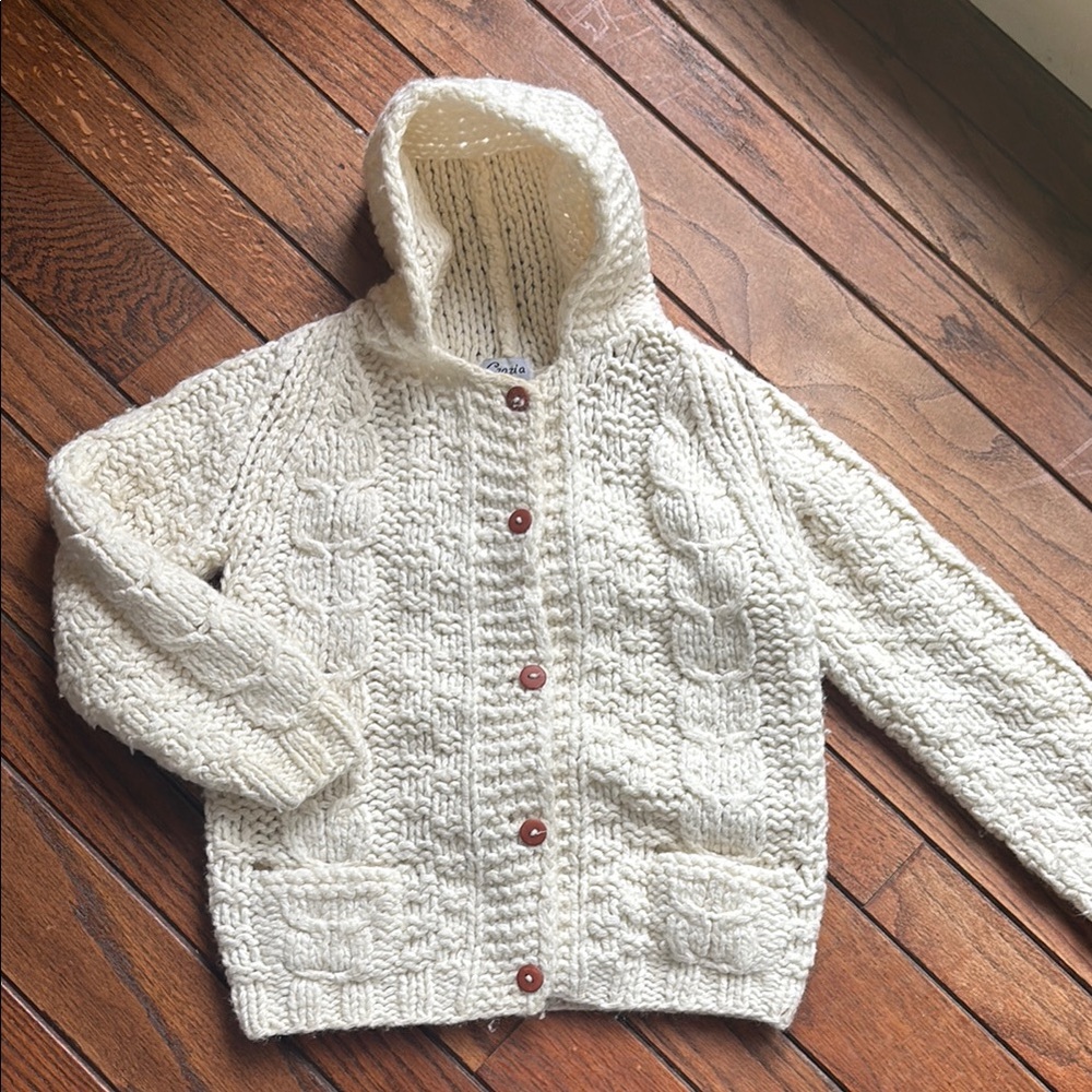 Beautiful cream Knit Hooded Cardigan made in Italy